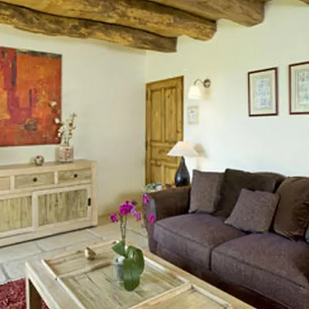 Domaine De La Piale Oda ve Kahvaltı *