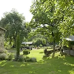 Domaine De La Piale 4* Fons (Lot)